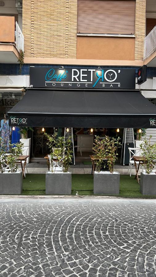 B&B Caffe Retro' Чистерна-ді-Латіна Екстер'єр фото
