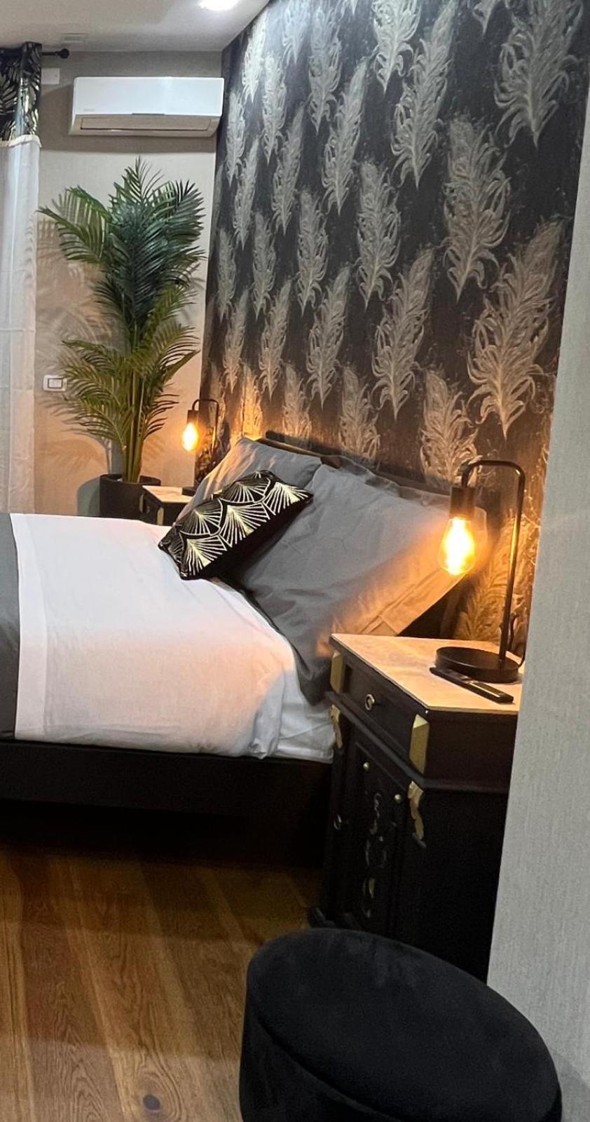 B&B Caffe Retro' Чистерна-ді-Латіна Екстер'єр фото
